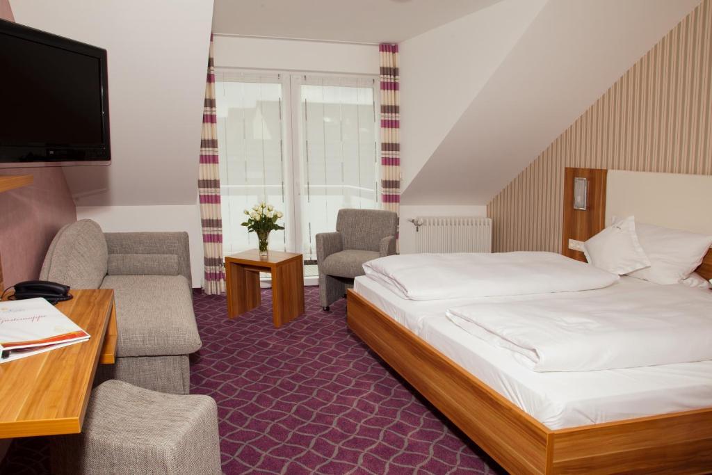 Hotel Zur Krone Beilngries Rum bild