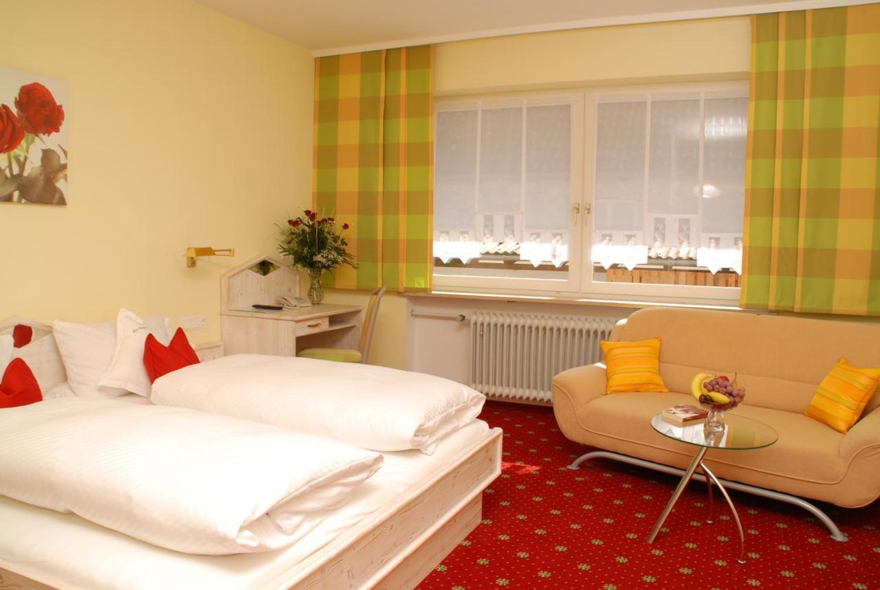 Hotel Zur Krone Beilngries Exteriör bild